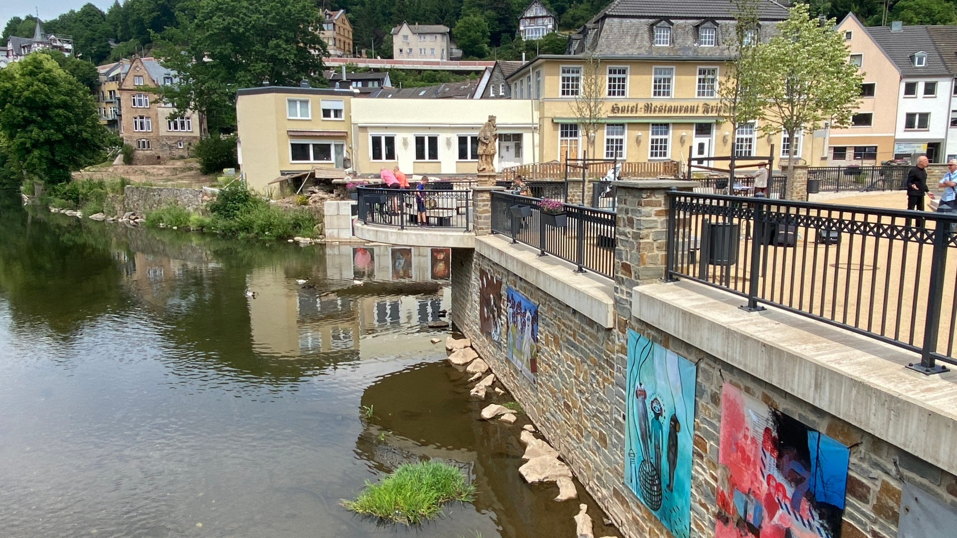 Ausstellung Kunst im Fluss 2023.