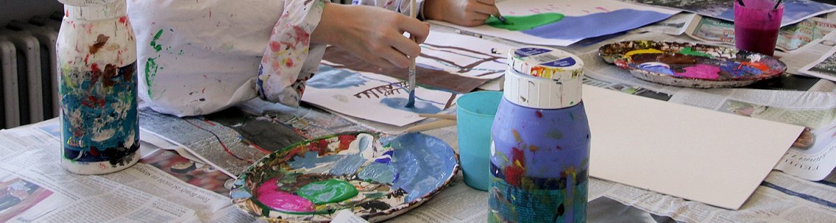 Im Kunstkurs entstanden Entwürfe für einen Jahreskalender 2020 zum heimatbezogenen Thema Schleiden. 