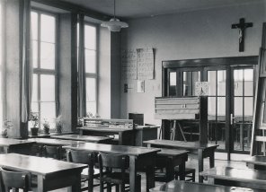 Bronsfeld Volksschule, Innenaufnahme 1952 Bronsfeld Volksschule, Innenaufnahme 1952
