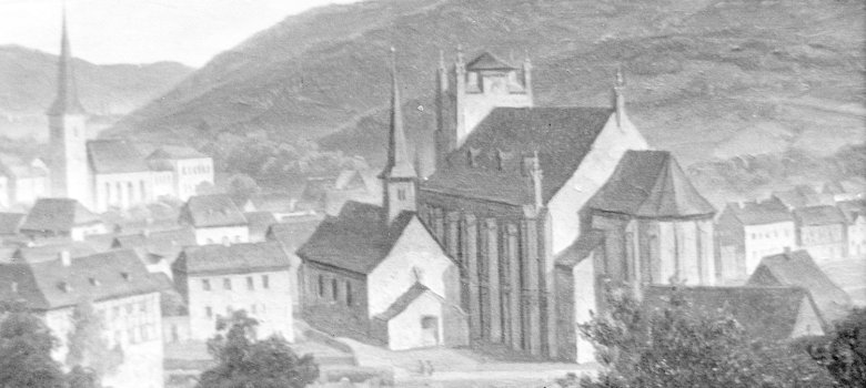 1657 wurde die „Jemöngde Fahr“ Filialgemeinde von Olef. 1728 wurde eine Saalkirche errichtet, eine bereits vorher existierende Kapelle diente als Chor. Seit 1803 ist die Pfarrgemeinde St. Nikolaus Gemünd selbständig. Die heutige Pfarrkirche wurde 1858-1866 am westlichen Olefufer gebaut, die Turmspitze aber erst 1889 vollendet. In den 1950er Jahren wurde Sankt Nikolaus durch einen Chorumgang erweitert. (Repro: SA Schleiden, Bildsammlung)