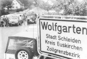 Zeitreise in das Jahr 1983: Damals fand das neunte Treffen des Suzuki-Clubs, dem damals größten Geländewagenclub Westdeutschlands, in Wolfgarten statt. Archivbild: Stadtarchiv Schleiden