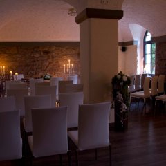 Candle-Light-Trauungen im Ambientetrauzimmer "Pauluskeller" in Schleiden