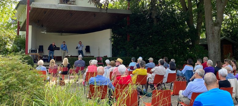 Kurkonzerte im Musikpavillon im Kurpark Gemünd Kurkonzert im Musikpavillon im Kurpark Gemünd
