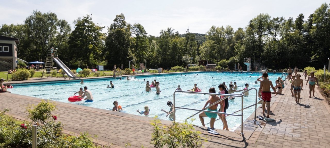 Rosenbad Gemünd Nationalparkhauptstadt Schleiden natürlich Eifel