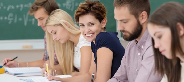 Studenten im Unterricht Studenten im Unterricht