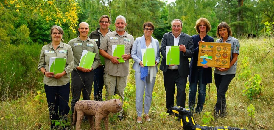 Die Nationalparkverwaltung stellt gemeinsam mit NRW-Umweltminister Oliver Krischer und Elke Reichert, Präsidentin des Landesamtes für Natur, Umwelt und Klima in Nordrhein-Westfalen, den Jahresbericht für 2024 vor.