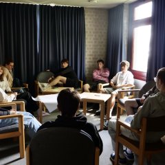 : Im Nebenraum tagen „die Großen“.
