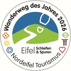 Plakette Wanderweg des Jahres. Plakette Wanderweg des Jahres.