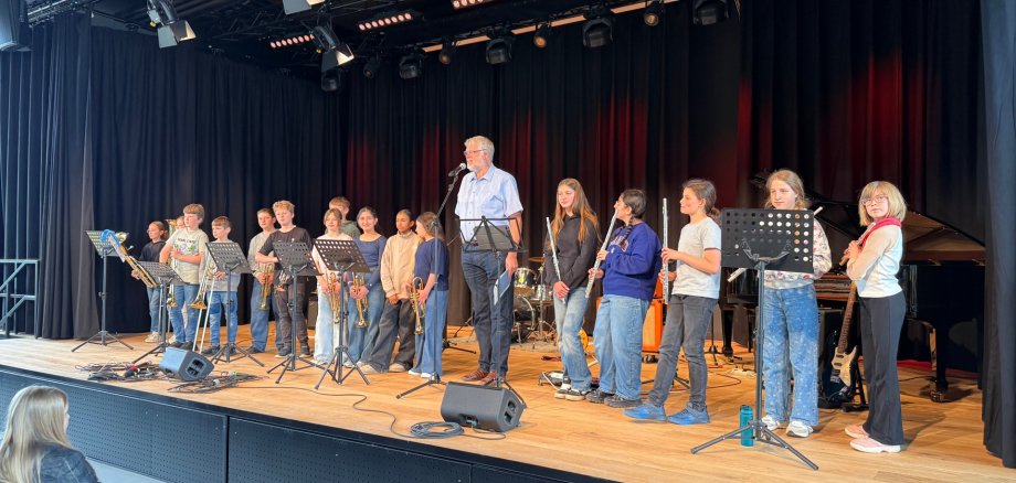 Impressionen vom Friedenskonzert zur Aulaeinweihung.