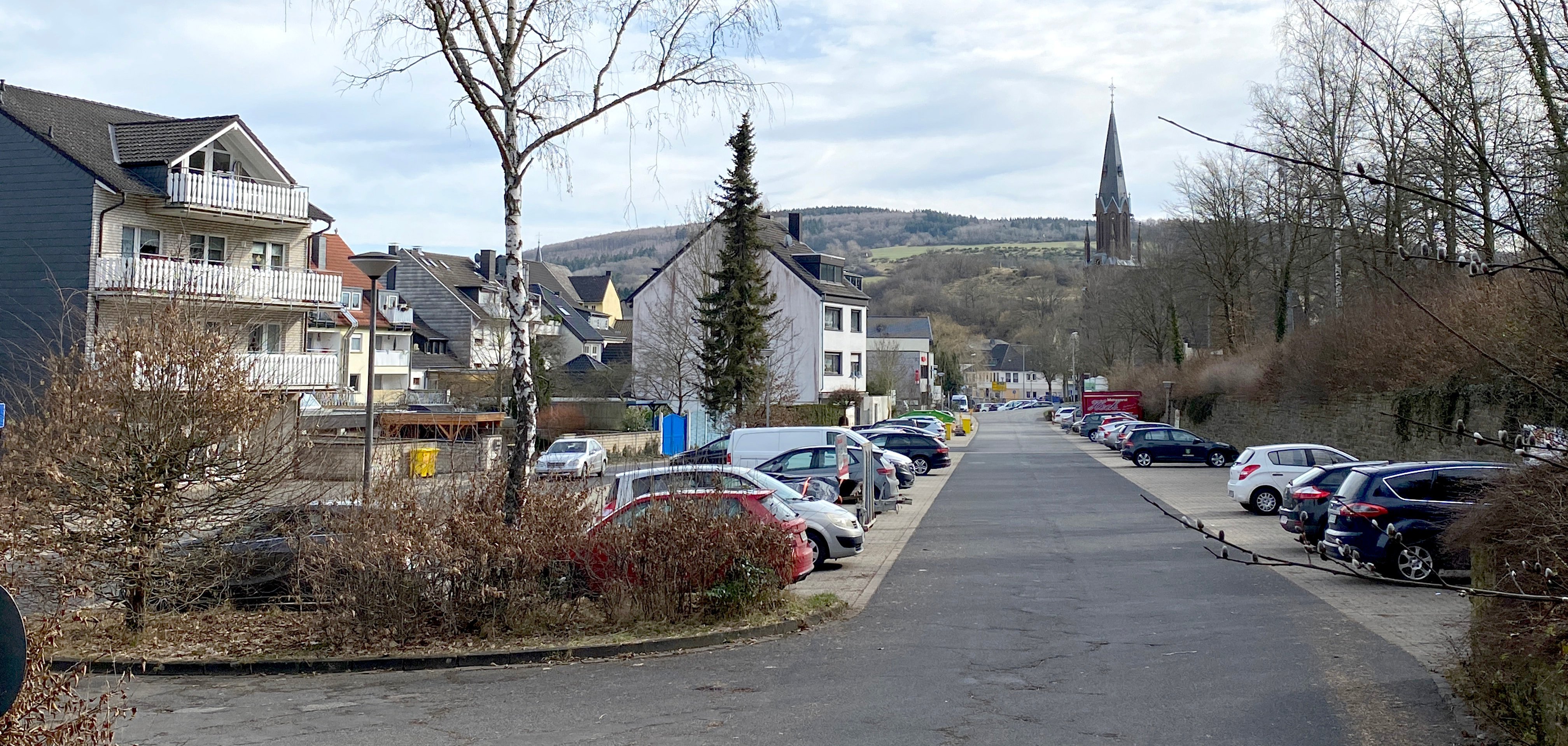 05/2026 - Bild 01: Auch die Entwicklung des Eifel-Ardennen-Platzes in Gemünd soll in das Integrierte städtebauliche Entwicklungskonzepts (ISEK) aufgenommen werden. (© Stadt Schleiden / Kerstin Wielspütz) Auch die Entwicklung des Eifel-Ardennen-Platzes in Gemünd soll in das Integrierte städtebauliche Entwicklungskonzepts (ISEK) aufgenommen werden. (© Stadt Schleiden / Kerstin Wielspütz)