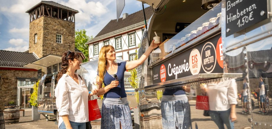 Bad Münstereifel Orchheimer Tor Der Kreis Euskirchen wird als Ausflugs- und Urlaubsziel immer beliebter – eine Entwicklung, die auch wirtschaftlich immer deutlicher spürbar wird.