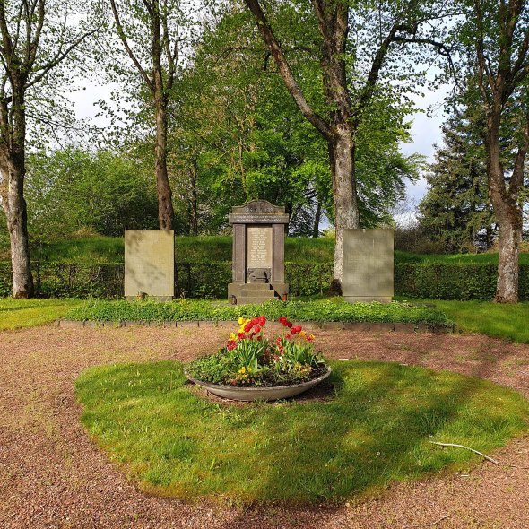 Ehrenmal in Bronsfeld. Ehrenmal in Bronsfeld.