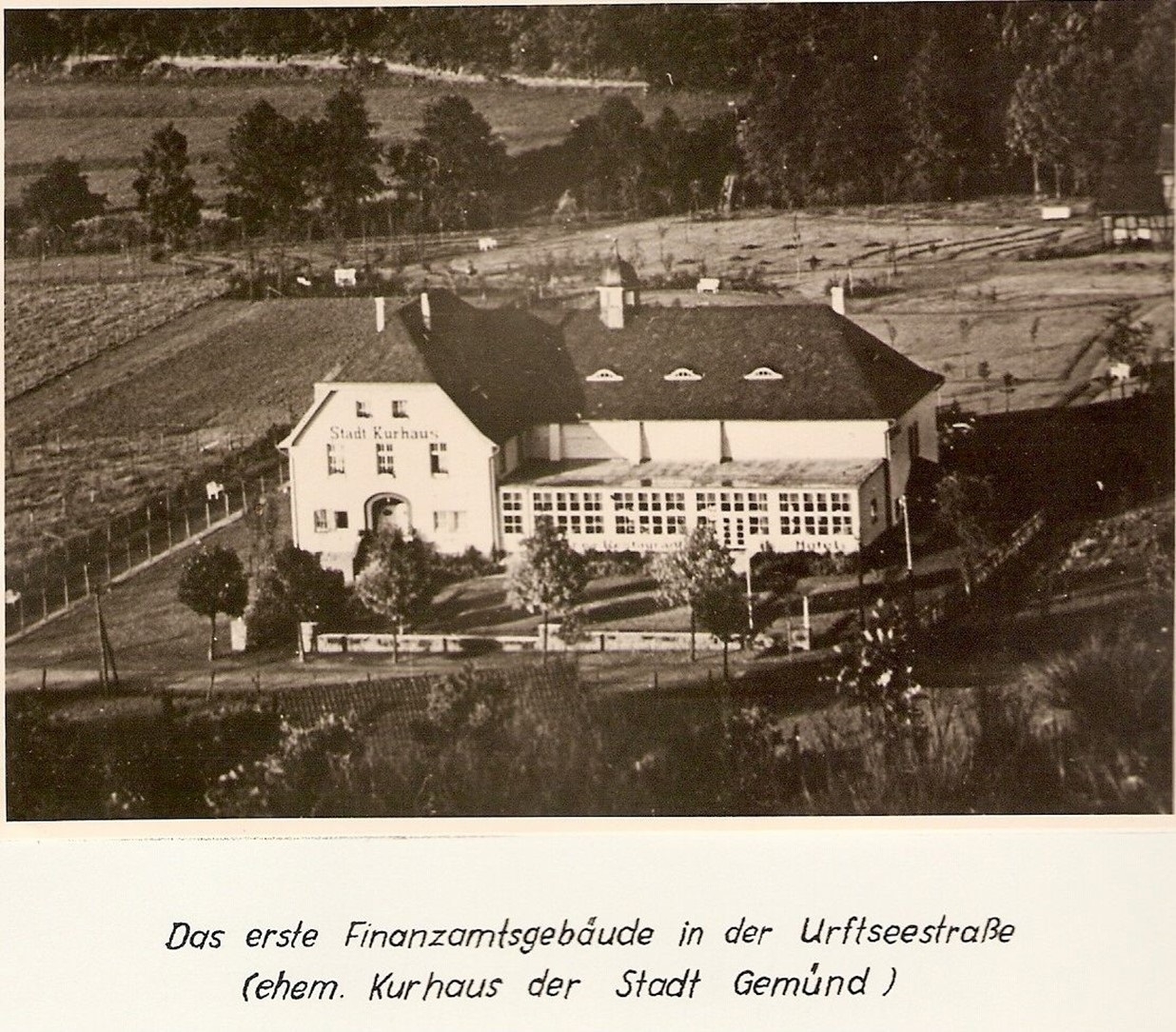 Erstes Dienstgebäude in der Urftseestraße, ehemaliges Kurhaus (1920 – 1927)