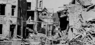 Zerstörte Brücke mit Dreiborner Straße Zerstörte Brücke mit Dreiborner Straße