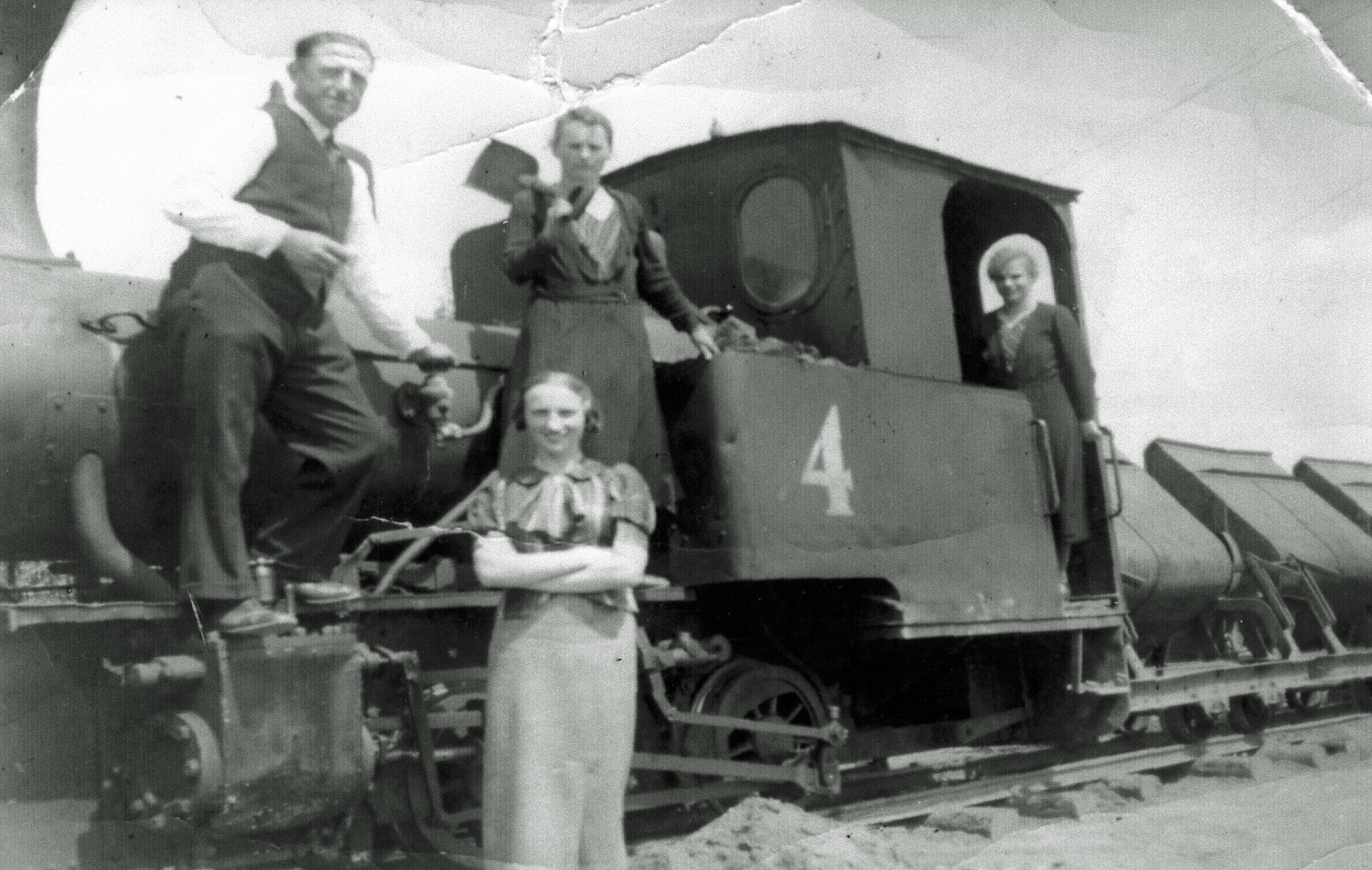 Eine Lok auf der Broicher Höhe