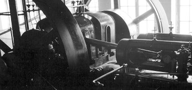 Heißdampf-Lokomobile der Firma Wolff aus Magdeburg-Buckau, Baujahr 1910 Heißdampf-Lokomobile der Firma Wolff aus Magdeburg-Buckau, Baujahr 1910