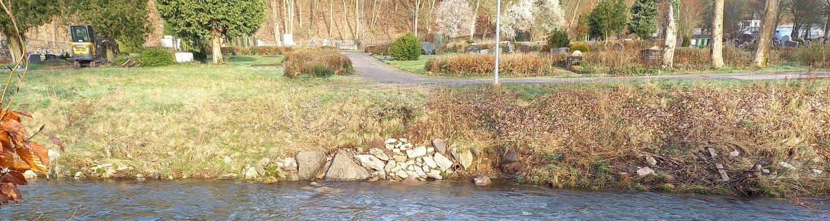 Die Brücke an der Breslauer Straße wurde bei der Hochwasser-Katastrophe weggespült. Die Brücke an der Breslauer Straße wurde bei der Hochwasser-Katastrophe weggespült.