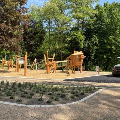 Einstiegezone Kurpark Gemünd - Blick auf den Spielplatz.