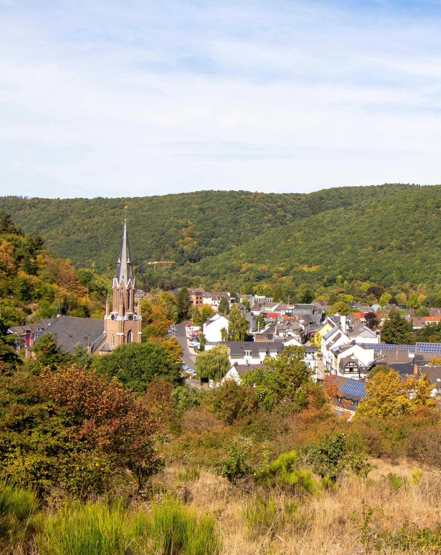 Blick vom Eifelblick Kreuzberg auf Gemünd.