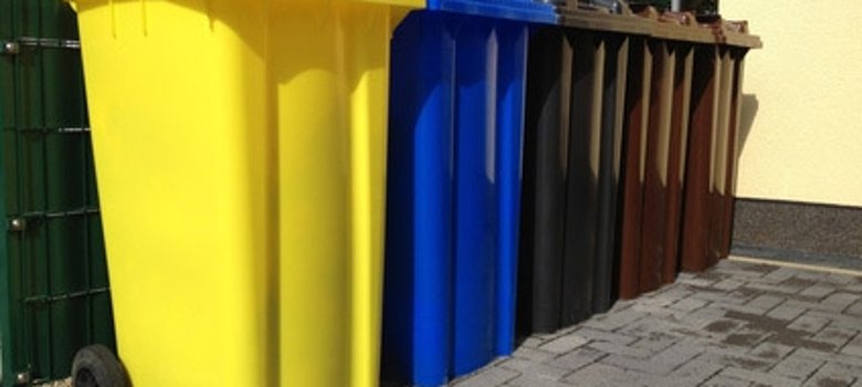 Verschiedene Mülltonnen Verschiedene Mülltonnen