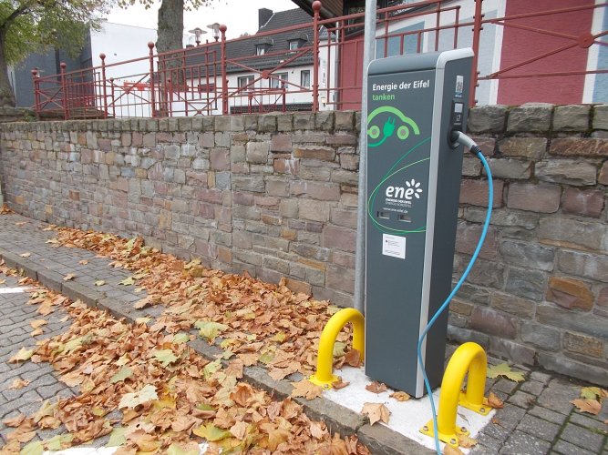 E-Ladesäule Gemünd Marienplatz