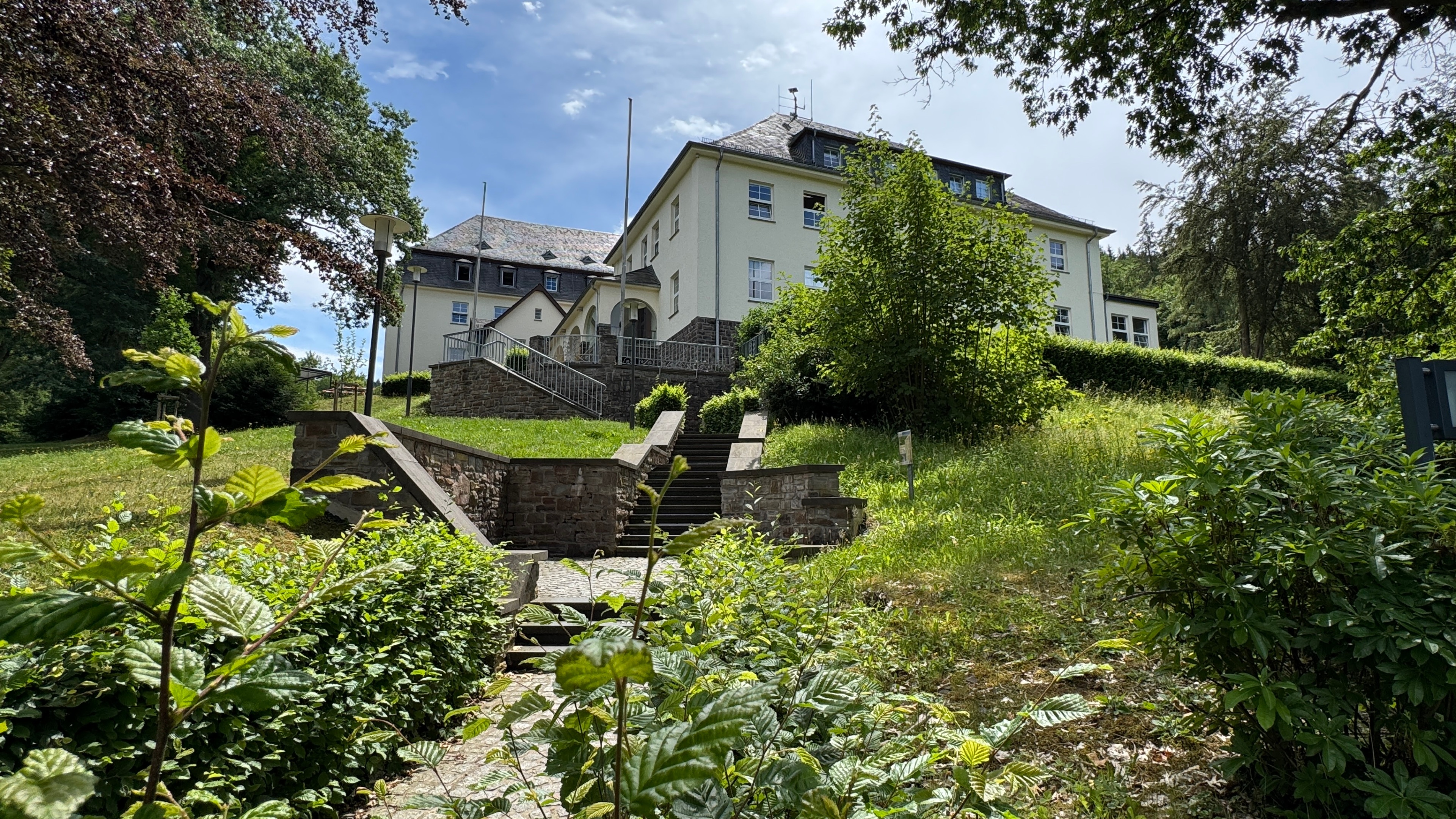 Außenansicht des Schleidener Rathauses.