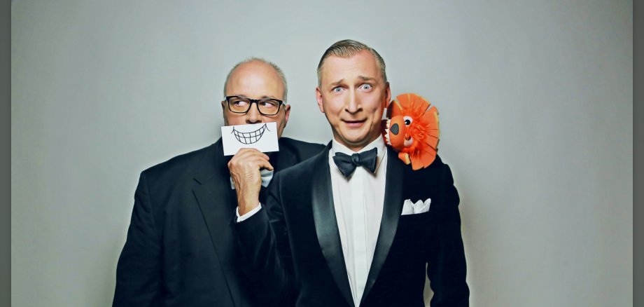 Sebastian Coor und Norbert Lauter präsentieren Salonlöwenzahn. Sebastian Coor und Norbert Lauter präsentieren Salonlöwenzahn.