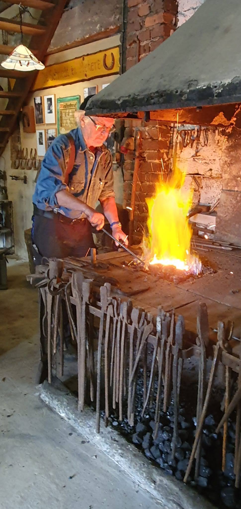 Schmiedehandwerk hautnah erleben.